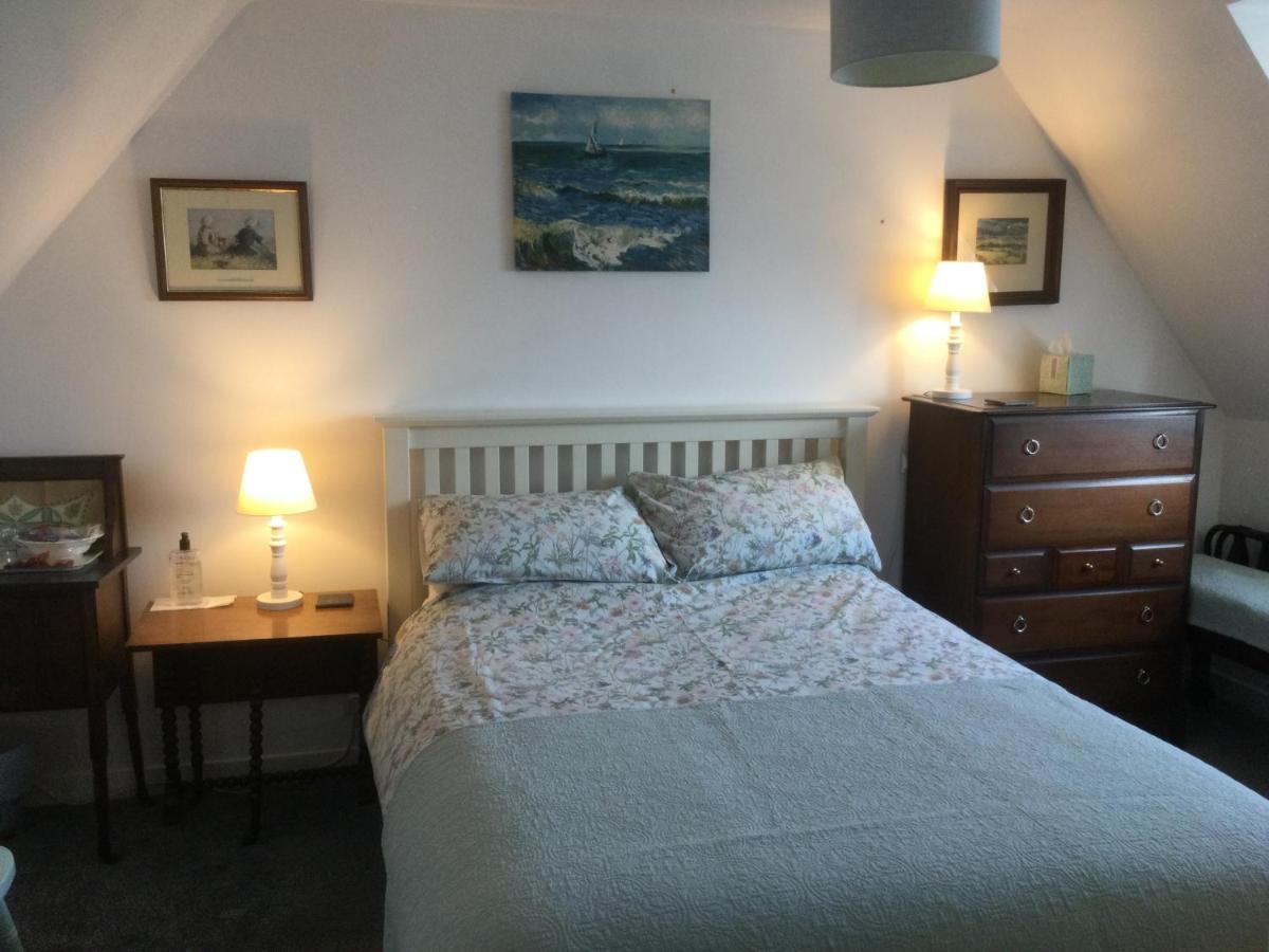 Piper'S Cave Bed And Breakfast Helmsdale Exterior photo