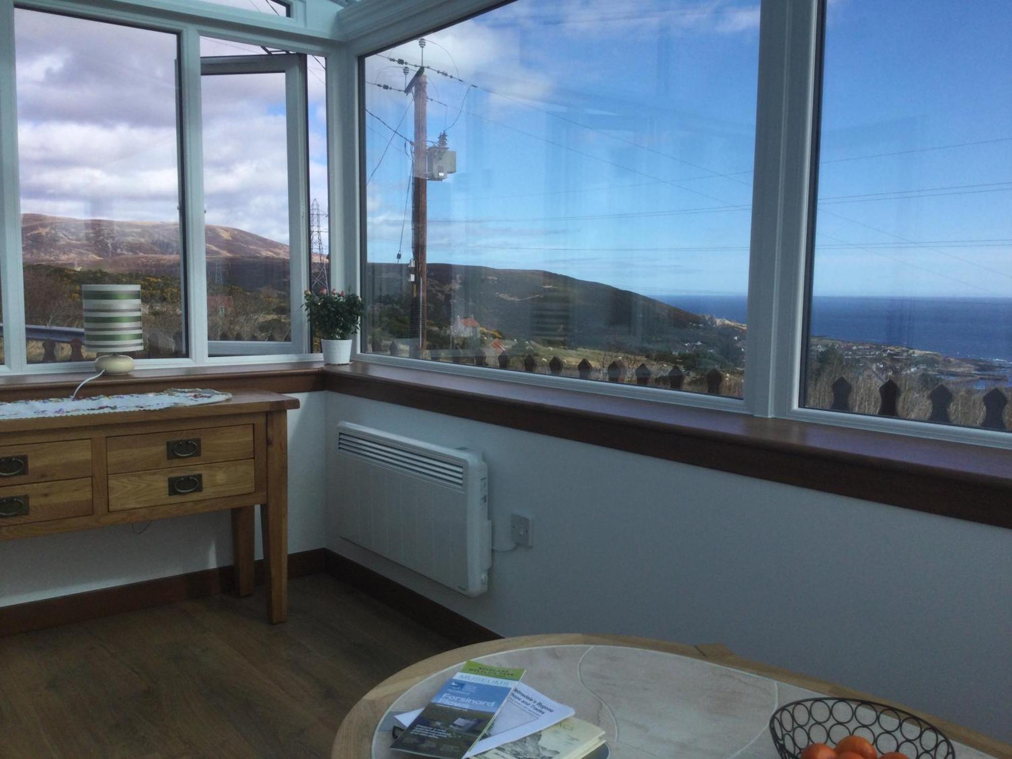 Piper'S Cave Bed And Breakfast Helmsdale Exterior photo