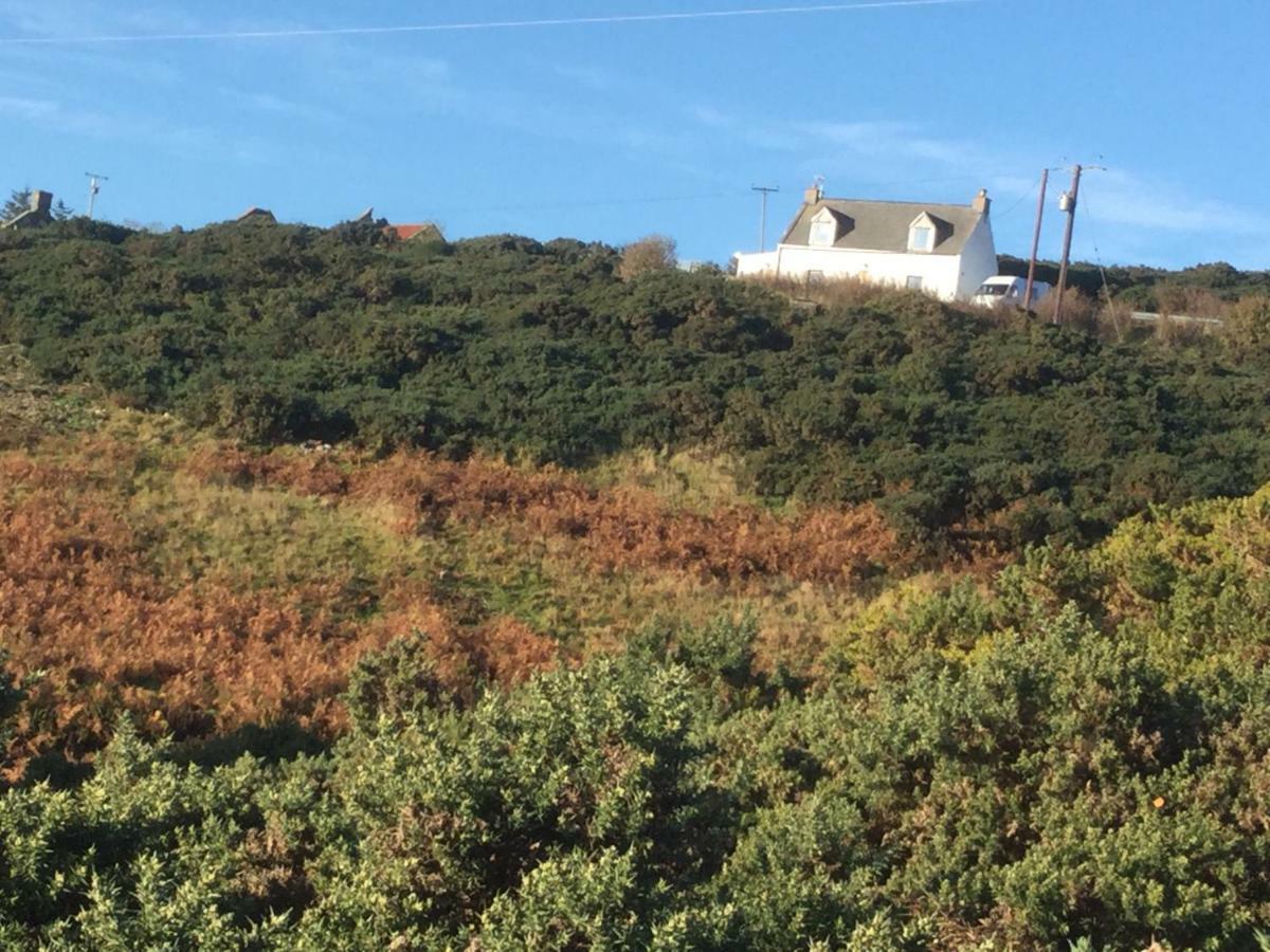 Piper'S Cave Bed And Breakfast Helmsdale Exterior photo